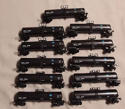 Lot Of 13 N Scale Tank Cars: 11 Roundhouse W/KADEE Couplers + 2 Atlas (W) • $201