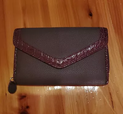 NWOT- Purple Mundi Leather Wallet W) Metallic Purple Trim 7x4.5 • $9.86