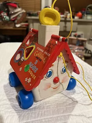 Vintage Fisher Price Goldilocks And The 3 Bears Play House Pull Toy 1967 • $7.50