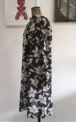1970’s / 60’s Vintage Lurex Black & Silver Dress / Floral Print / Ruffle Neck   • £30
