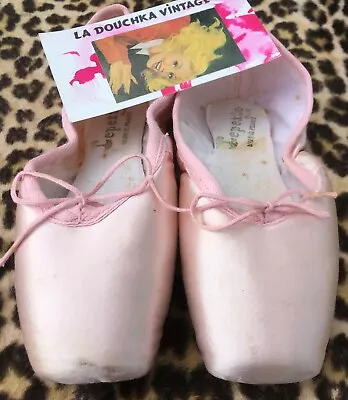 Repetto Girl Ballet Pointe Shoes~ Pink Satin ~ Made In France ~ French Vintage • $30