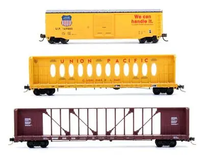 Various Makes 'n' Gauge Rake Of 3 Assorted Wagons • £39.50