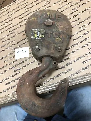 $49.99 • Buy Yale 1 Ton Hoist Pulley Hook With Crosby Swivel Used Works Perfectly Just Dirty