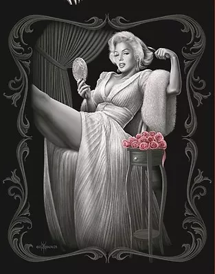 Licensed Marilyn Monroe Sitting Pretty Queen Size Super Soft Plush Blanket • $53.99