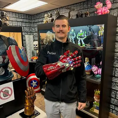 Pre-Owned Marvel Iron Man Wearable Infinity Nano Gauntlet 1:1 Life Size Statue • $460