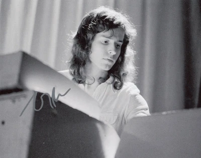 £25 • Buy Music - Tony Banks - Hand Signed 8x10 Photograph - Genesis COA