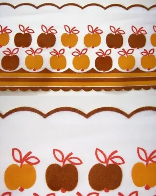 5 Yds. Vintage 4 3/4  White With Flocked Gold/Sienna/Rust Apples Sewing Trim • $2