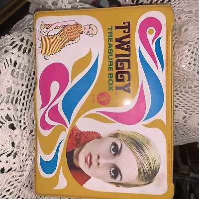 Vintage 1967 Mattel Vinyl Twiggy Treasure Box In VGC For Age • $149.95