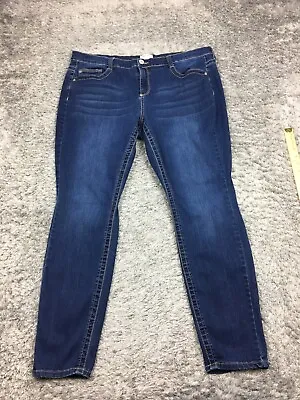Mudd Skinny Fit Jeans Woman Size 20 Blue Dark Wash Plus Cotton Blend • $16.55