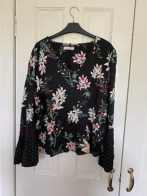 Marks And Spencer 20 Blouse • £8