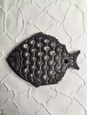 Vintage Cast Iron Fish Footed Trivit Black Finish 7.5  X 5-5/8  X .75  • $12.90