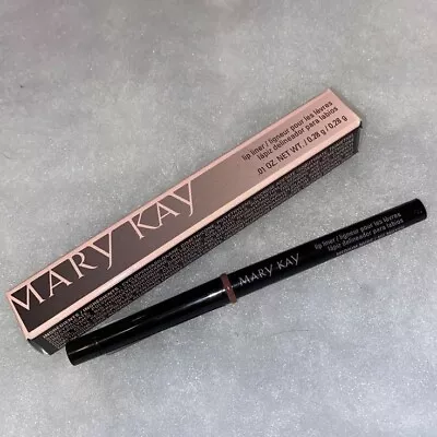 Mary Kay  Lip Liner Medium Nude New With Box. Discontinued  • $12.99