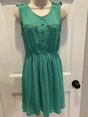 Ya Los Angeles Green Dress Shift Size Medium Lined Buttons Zipper Stud • $5.97