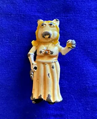 Vintage Miss Piggy Evening Gown Pin • £9.65