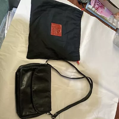 Yoshi Black Leather Hand Bag With Dust Bag • £19.99