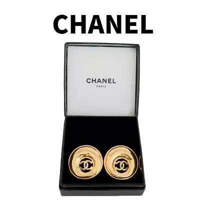 Chanel 93P Coco Mark Earrings Gold • £394.13