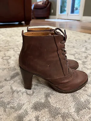 FRYE Bella Hi Lace Up Ankle Boots Leather Brown Booties Heels Size 6 • $25