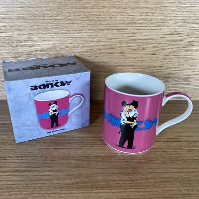 £5.99 • Buy Inspired By Banksy Kissing Cops/Police Pink Coffee Mug - New & Boxed
