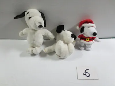 HUGE Lot Vintage Snoopy Dolls W/Clothes  1968 • $75