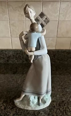 LLadro Porcelain Mother And Child Figurine #4701 Made In Spain 13 1/2  Tall  • $99.99