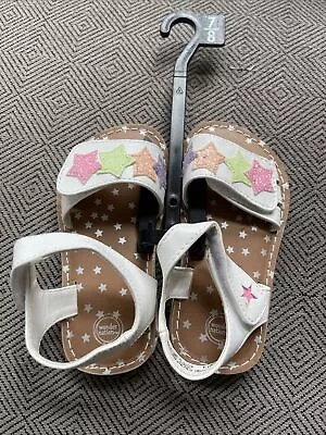 $6 • Buy New Toddler Girl Sandals Size: 7/8