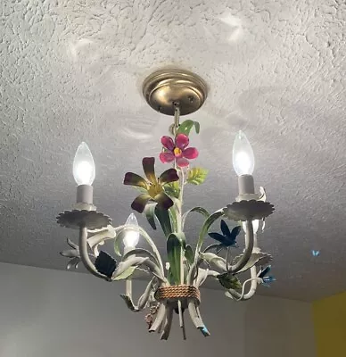 VTG Chandelier Florentine Tole Flowers Metal Ceiling Lamp 18x20” 4 Light Bulbs • $199.99