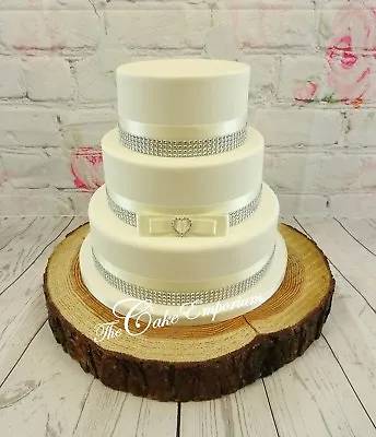 £1 • Buy Wedding Cake Love Heart Rhinestone Buckle – Satin/diamante Ribbon Cake Topper