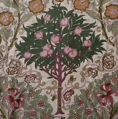 2.6m X 2m Panel Of Vintage 70s Liberty Melbury Arts & Crafts Style Cotton Fabric • £34.99