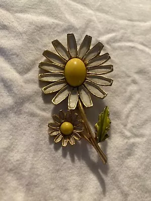 Vintage Designer Weiss Enamel Flower Brooch / Pin • $9.99