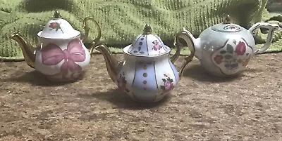 Set Of 3 Mini Teapots 3 1/2” X 3 1/2” Each • $10.99