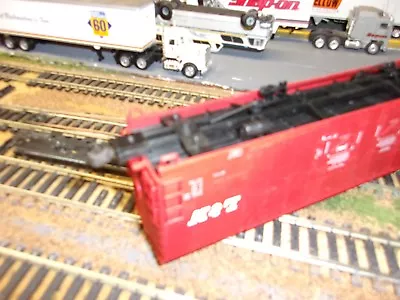 Used Ho Train Cars Box Cars  L&n • $9.99