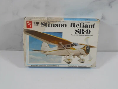 $22.99 • Buy AMT - 1/48 - Stinson SR-9  Model Airplane Kit