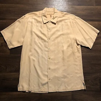 Men's Tommy Bahama Short Sleeve Silk Camp Shirt Yellow Light Pattern Sz Medium • $18.99