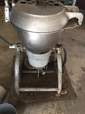 Hobart VCM25 25 Quart Commercial Vertical Cutter Chopper Mixer • $950