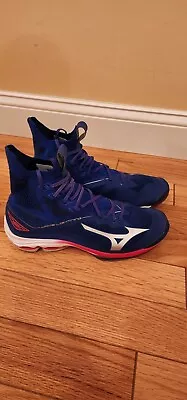 Mizuno Wave Lightning Neo • $100