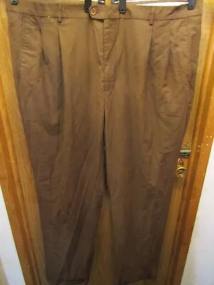 Mens Italiana Collezione Pleated Cuffed Brown Pants Size 46x33 • $18.25