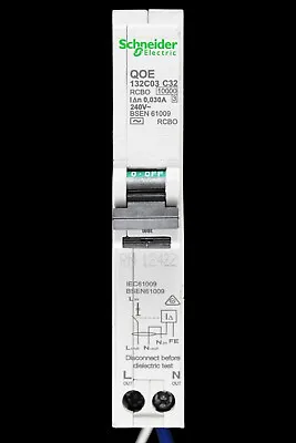 SCHNEIDER 32 AMP CURVE C 10kA 30mA RCBO TYPE AC QOE132C03 • £59.95