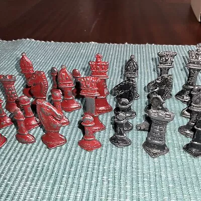 Very Rare Vintage Metal Chess Set • £5