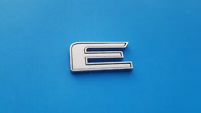 20 21 22 23 Hyundai Venue E Rear Trunk Lid Emblem Logo Badge Sign Letter Oem B8 • $9.50