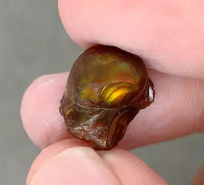 8.01 CT Beautiful Iridescent Mexican Fire Agate Rough Specimen • $9.90