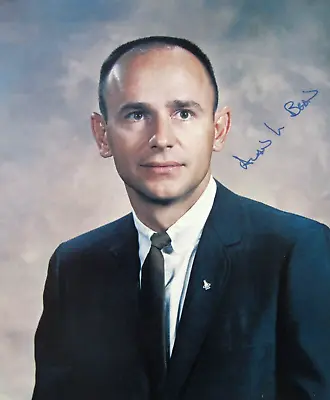 Vintage NASA Astronaut Signed Picture Alan L. Bean Apollo 12 (Autopen) 1966 • $44.68