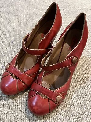 Cute Red Miz Mooz Size 9 Mary Jane Heels Shoes • $18