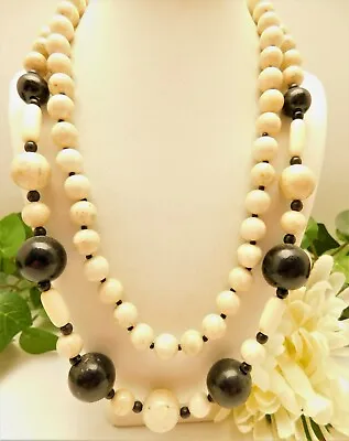 Vintage Black And White 2 Tier Graduated Stone Bead 16  Necklace • $12