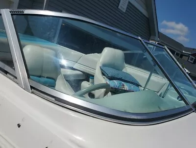 $449.99 • Buy Starboard Curved Glass Windshield Panel Only! Off 1992 Larson 200 Lazer Parting 