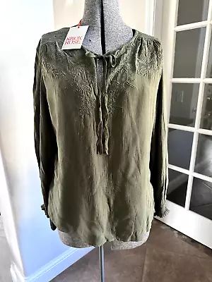 Beautiful Knox Rose Ladies Womens Olive Green Top Shirt Size Small New! Rayon • £8.67