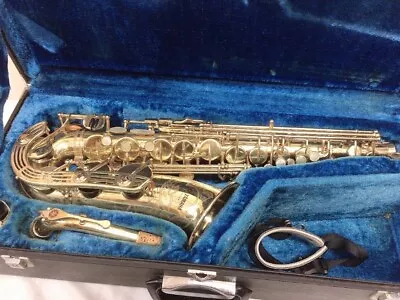 YAMAHA YAS-61 Alto Saxophone With Mouthpiece Neck Strap Hard Case [Excellent] • $1400