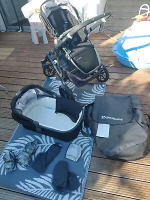 £300 • Buy UPPAbaby Vista
