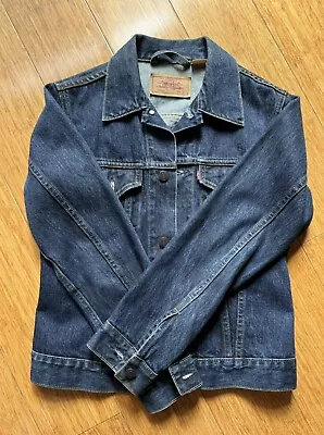 Vintage Women’s Levi Trucker Jacket  1990s Size Medium • $95