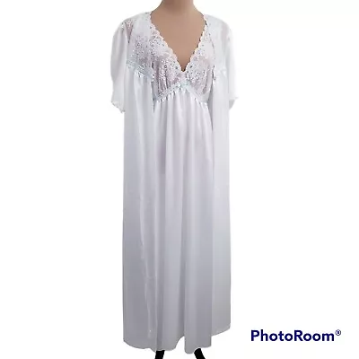 Barbizon Vintage White Peignoir Set Floral Lace Beaded Size Large • $79.95