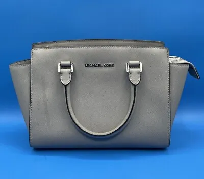 Michael Kors Selma Medium Saffiano Leather Satchel Grey • $34.99